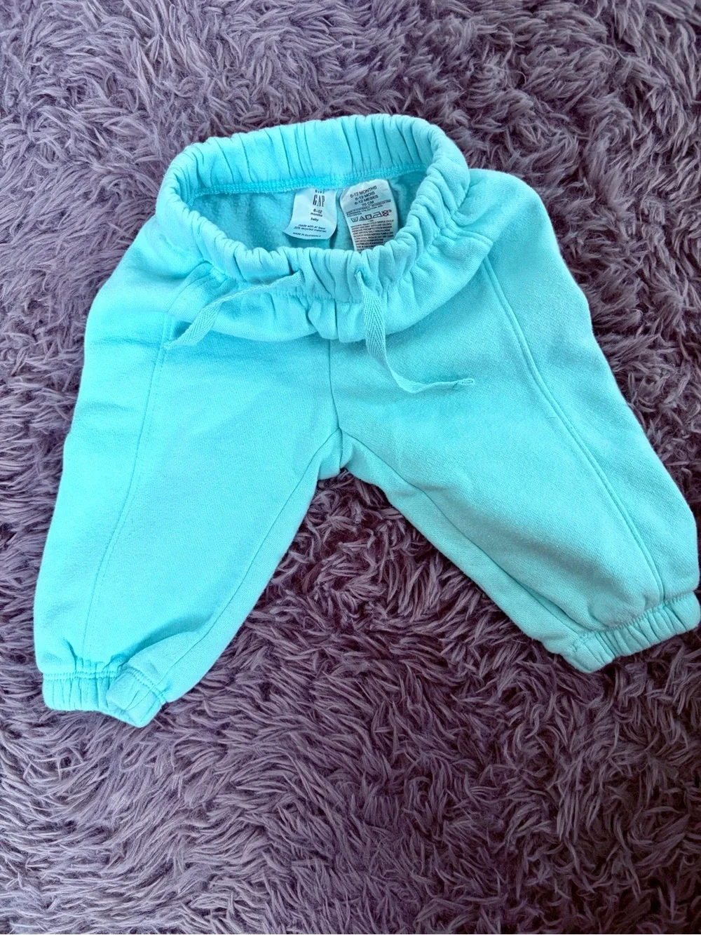 Baby Gap athletic Joggers and sweatpants 2 pairs 6-12 mo